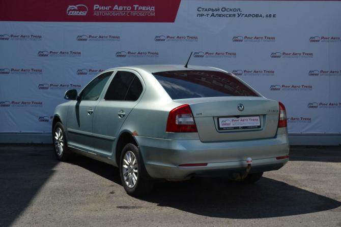 Skoda Octavia II (A5) Рестайлинг с пробегом 2013 года, цена 750 000 рублей, 227825 км, лифтбек, Автокод Объявления