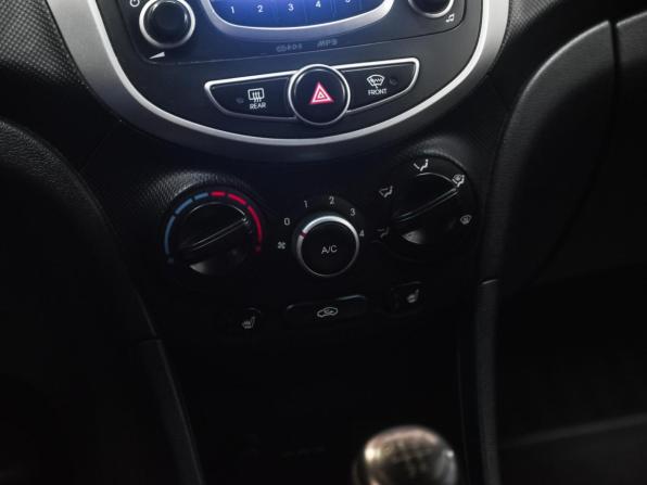 Hyundai Solaris I Рестайлинг с пробегом 2014 года, цена 809 000 рублей, 167000 км, хэтчбек, Автокод Объявления