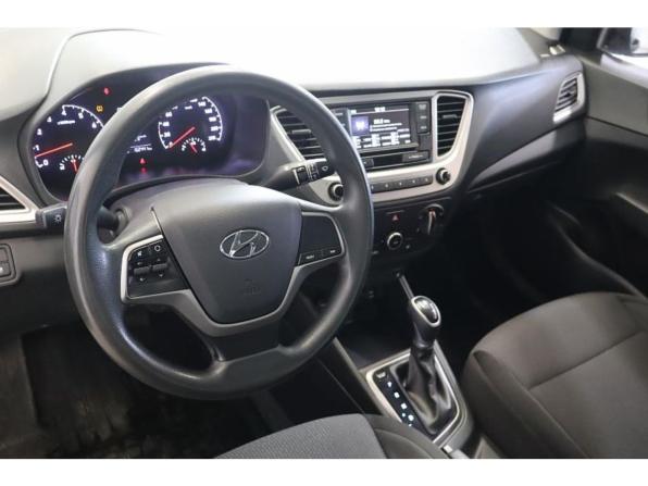 Hyundai Solaris II с пробегом 2019 года, цена 1 219 800 рублей, 152242 км, седан, Автокод Объявления