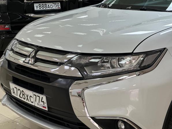 Mitsubishi Outlander III Рестайлинг 2 с пробегом 2015 года, цена 1 550 000 рублей, 202480 км, внедорожник, Автокод Объявления
