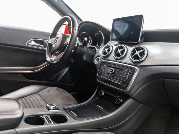 Mercedes-Benz CLA I (C117 X117) с пробегом 2015 года, цена 1 638 000 рублей, 151781 км, седан, Автокод Объявления