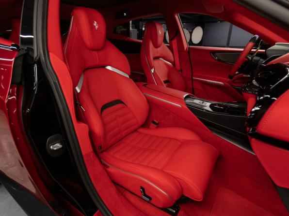Ferrari Purosangue с пробегом 2025 года, цена 56 000 000 рублей, 7701 км, внедорожник, Автокод Объявления
