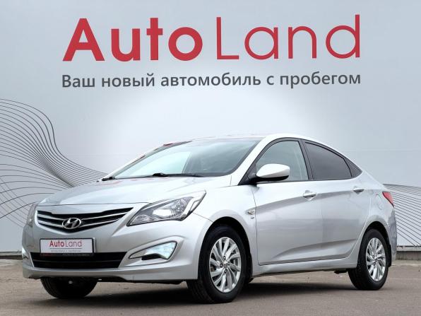Hyundai Solaris I Рестайлинг с пробегом 2015 года, цена 949 000 рублей, 134418 км, седан, Автокод Объявления