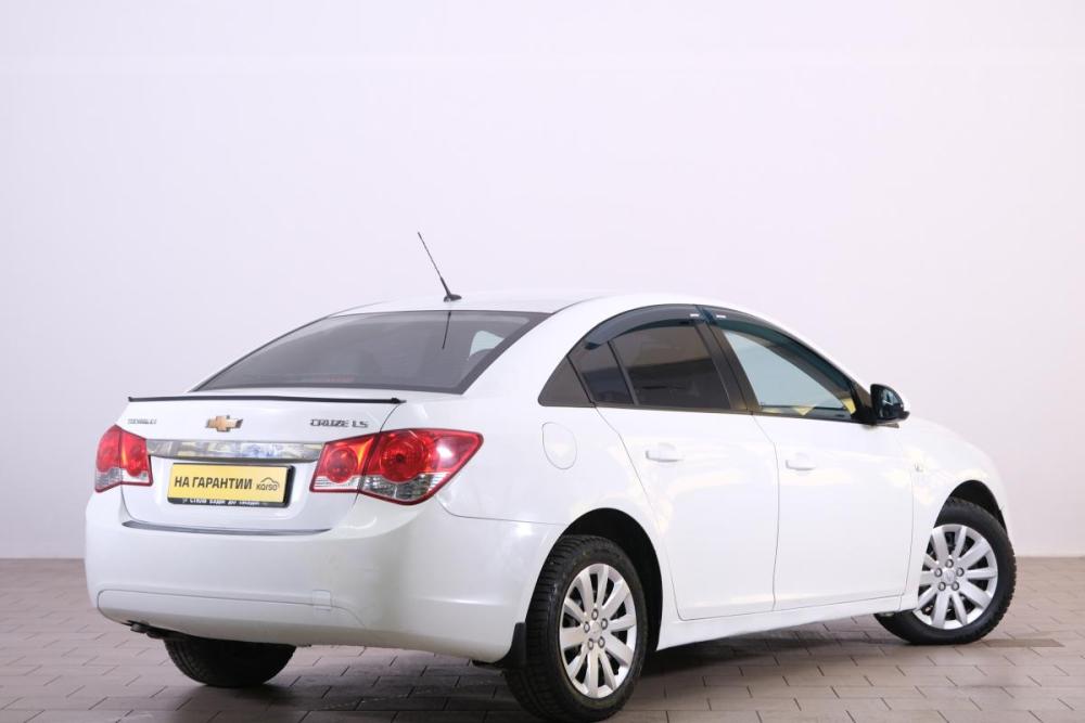 Chevrolet Cruze I Омск  - изображение 7