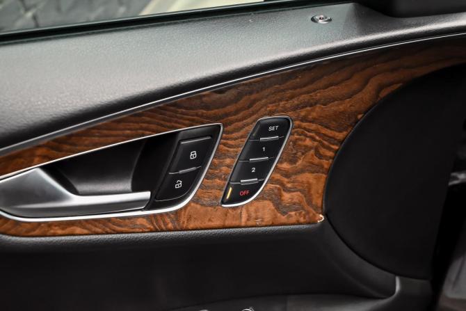 Audi A7 I (4G) с пробегом 2012 года, цена 1 980 000 рублей, 252046 км, лифтбек, Автокод Объявления