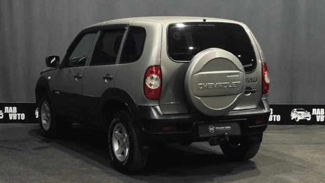 Chevrolet Niva I Рестайлинг с пробегом 2016 года, цена 650 000 рублей, 108895 км, внедорожник, Автокод Объявления