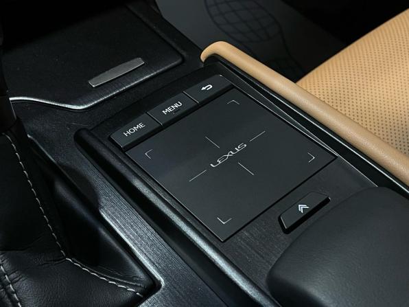 Lexus ES VII с пробегом 2020 года, цена 3 530 000 рублей, 114063 км, седан, Автокод Объявления