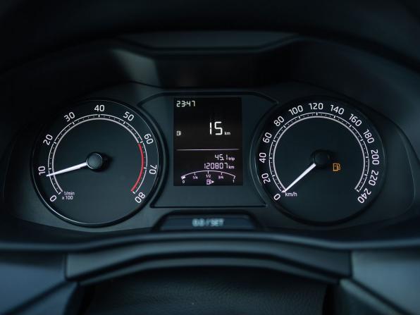 Skoda Rapid II с пробегом 2021 года, цена 1 529 000 рублей, 120806 км, лифтбек, Автокод Объявления