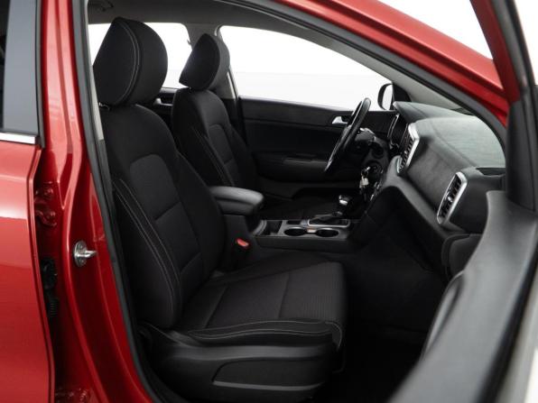 Kia Sportage IV Рестайлинг с пробегом 2021 года, цена 2 149 046 рублей, 119272 км, внедорожник, Автокод Объявления