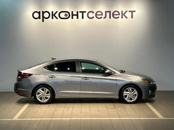 Hyundai Elantra VI (AD) с пробегом 2018 года, цена 1 347 000 рублей, 129282 км, седан, Автокод Объявления