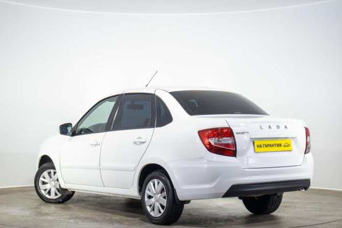 Lada (ВАЗ) Granta I Рестайлинг с пробегом 2019 года, цена 749 000 рублей, 175000 км, седан, Автокод Объявления