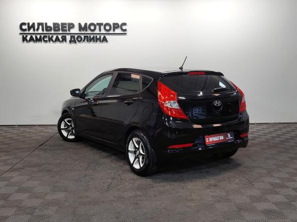 Hyundai Solaris I Рестайлинг с пробегом 2014 года, цена 915 000 рублей, 152000 км, хэтчбек, Автокод Объявления
