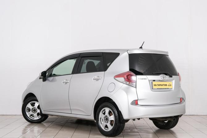 Toyota Ractis II с пробегом 2015 года, цена 859 000 рублей, 205000 км, хэтчбек, Автокод Объявления