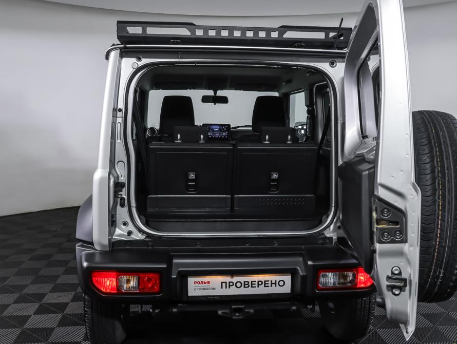 Suzuki Jimny IV Москва  - изображение 9