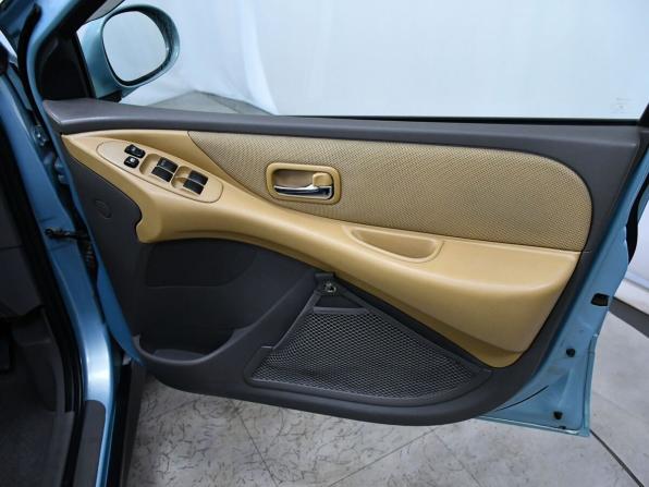 Nissan Tino с пробегом 2001 года, цена 445 000 рублей, 173682 км, компактвэн, Автокод Объявления