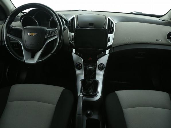 Chevrolet Cruze I Рестайлинг с пробегом 2012 года, цена 737 000 рублей, 143400 км, хэтчбек, Автокод Объявления