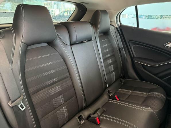 Mercedes-Benz GLA I (X156) Рестайлинг с пробегом 2018 года, цена 2 187 000 рублей, 59759 км, внедорожник, Автокод Объявления