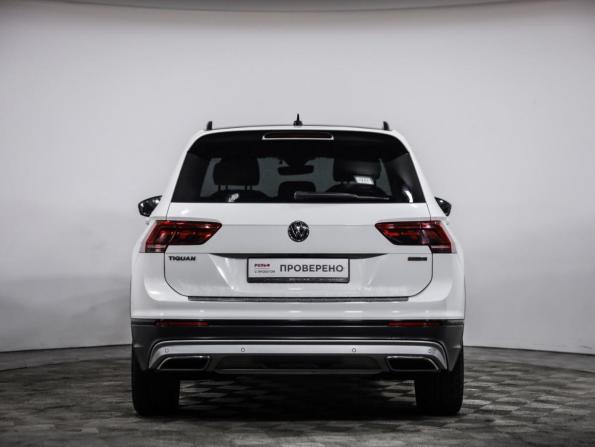 Volkswagen Tiguan II с пробегом 2020 года, цена 1 949 000 рублей, 232147 км, внедорожник, Автокод Объявления