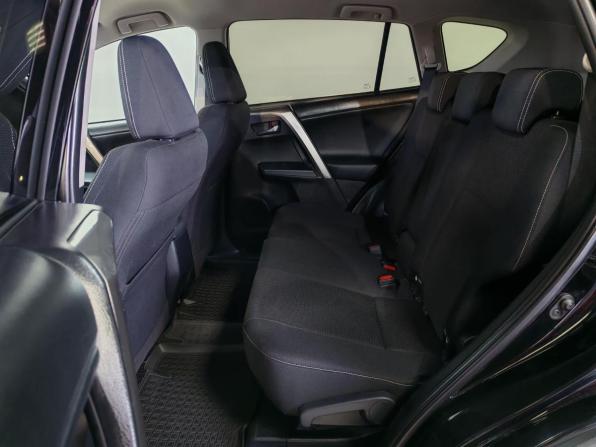Toyota RAV4 IV (XA40) Рестайлинг с пробегом 2017 года, цена 2 320 000 рублей, 147777 км, внедорожник, Автокод Объявления