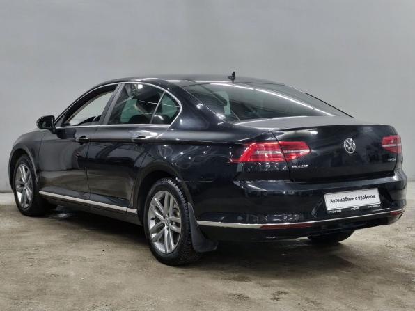Volkswagen Passat B8 с пробегом 2017 года, цена 1 848 000 рублей, 160438 км, седан, Автокод Объявления
