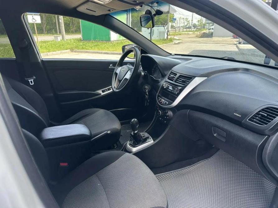 Hyundai Solaris I Краснодар  - изображение 11