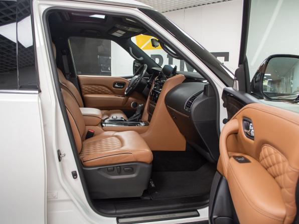 Infiniti QX80 I Рестайлинг 3 с пробегом 2022 года, цена 9 999 000 рублей, 838 км, внедорожник, Автокод Объявления