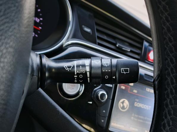 Kia Ceed II Рестайлинг с пробегом 2017 года, цена 999 000 рублей, 383512 км, универсал, Автокод Объявления