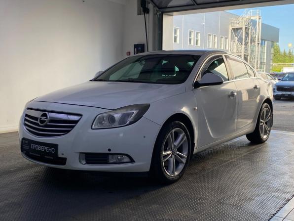 Opel Insignia I с пробегом 2013 года, цена 900 000 рублей, 176580 км, седан, Автокод Объявления