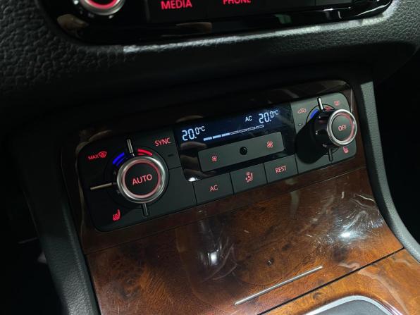 Volkswagen Touareg II с пробегом 2013 года, цена 2 940 000 рублей, 99229 км, внедорожник, Автокод Объявления