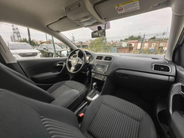 Volkswagen Polo V с пробегом 2013 года, цена 779 000 рублей, 122456 км, седан, Автокод Объявления
