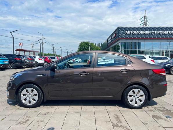 Kia Rio III Рестайлинг с пробегом 2015 года, цена 1 040 000 рублей, 194624 км, седан, Автокод Объявления