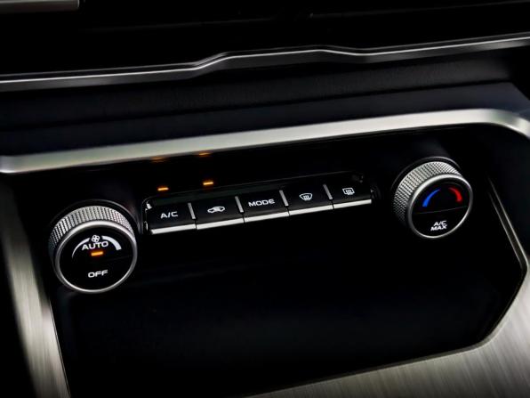Geely Coolray I с пробегом 2023 года, цена 1 920 000 рублей, 40335 км, внедорожник, Автокод Объявления