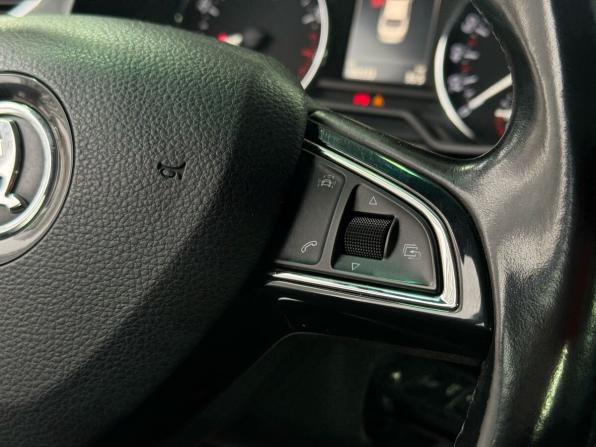 Skoda Octavia III (A7) с пробегом 2016 года, цена 1 499 000 рублей, 180300 км, лифтбек, Автокод Объявления