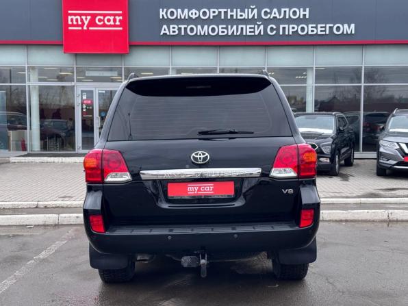 Toyota Land Cruiser 200 Series Рестайлинг 1 с пробегом 2012 года, цена 3 250 000 рублей, 271421 км, внедорожник, Автокод Объявления