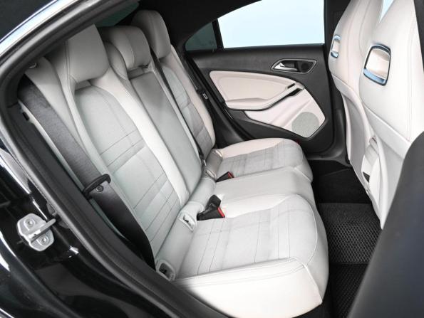 Mercedes-Benz CLA I (C117 X117) с пробегом 2014 года, цена 1 669 000 рублей, 170565 км, седан, Автокод Объявления