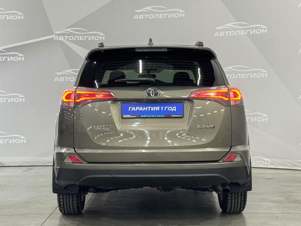 Toyota RAV4 IV (XA40) Рестайлинг с пробегом 2016 года, цена 2 330 000 рублей, 143200 км, внедорожник, Автокод Объявления