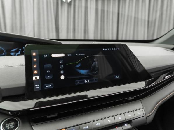 Changan UNI-V I с пробегом 2023 года, цена 2 130 000 рублей, 41754 км, лифтбек, Автокод Объявления
