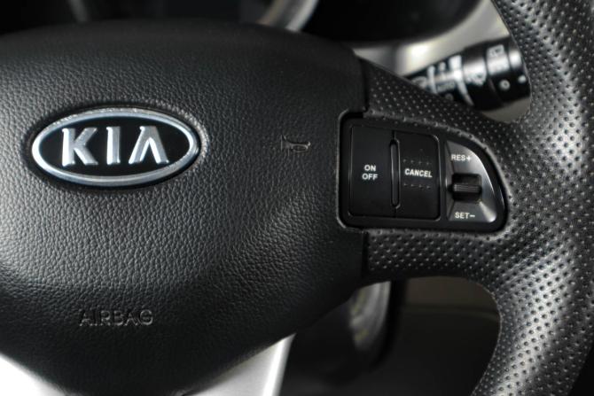 Kia Sportage III с пробегом 2011 года, цена 1 379 000 рублей, 158000 км, внедорожник, Автокод Объявления