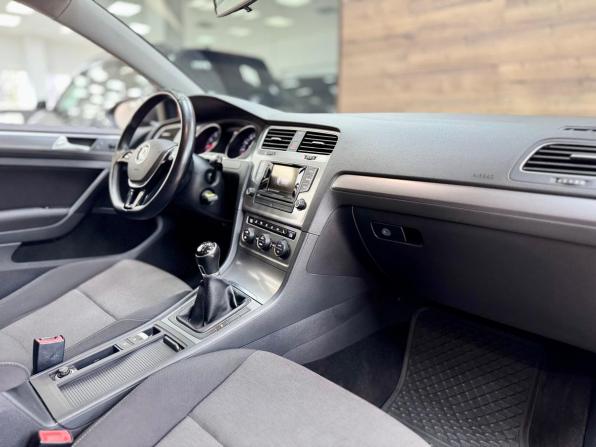 Volkswagen Golf VII с пробегом 2013 года, цена 1 390 000 рублей, 123000 км, хэтчбек, Автокод Объявления