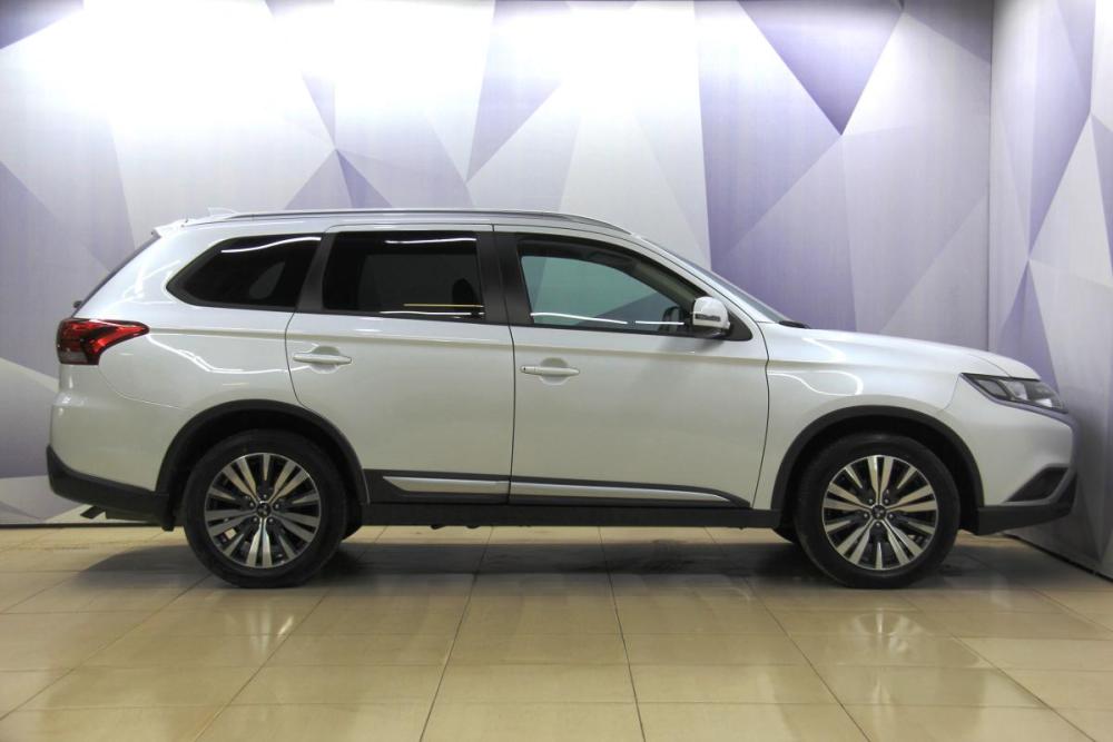 Mitsubishi Outlander III Рестайлинг 3 Чебоксары  - изображение 7
