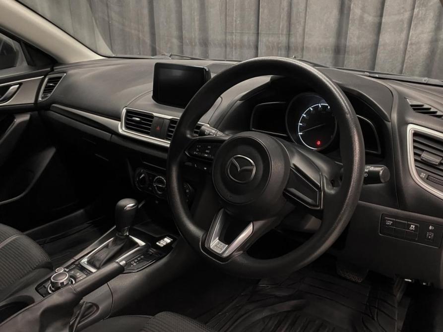 Mazda Axela III Рестайлинг Красноярск  - изображение 8