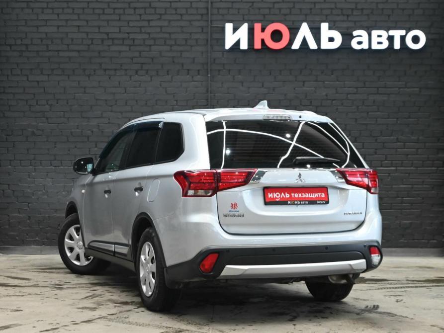 Mitsubishi Outlander III Рестайлинг 2 Екатеринбург  - изображение 4