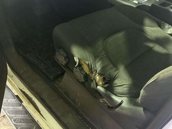 Nissan Navara (Frontier) III (D40) Рестайлинг с пробегом 2013 года, цена 1 300 000 рублей, 296341 км, offers.body_type.unknown, Автокод Объявления
