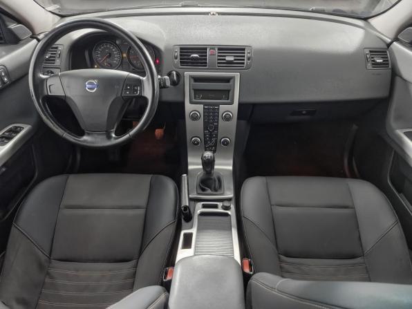 Volvo S40 II Рестайлинг с пробегом 2009 года, цена 492 000 рублей, 244145 км, седан, Автокод Объявления