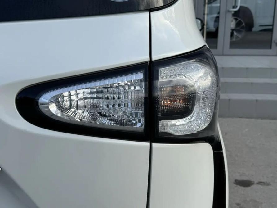 Toyota Sienta II Новосибирск  - изображение 11