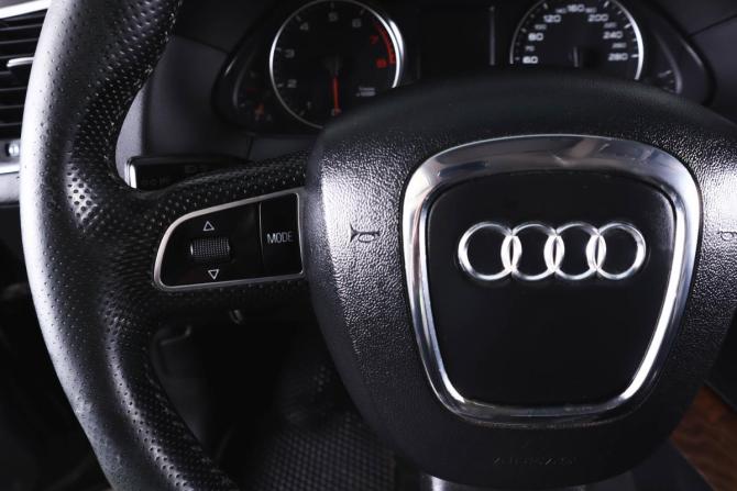 Audi Q5 I (8R) с пробегом 2012 года, цена 1 629 000 рублей, 250000 км, внедорожник, Автокод Объявления