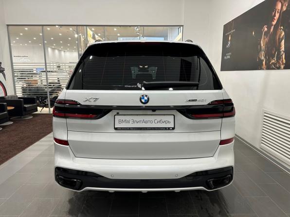 BMW X7 I (G07) Рестайлинг с пробегом 2025 года, цена 15 965 000 рублей, 7252 км, внедорожник, Автокод Объявления