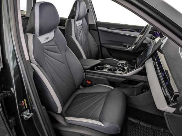 Geely Atlas II с пробегом 2025 года, цена 3 350 000 рублей, 10094 км, внедорожник, Автокод Объявления