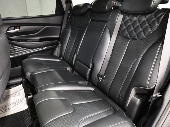Hyundai Santa Fe IV Рестайлинг с пробегом 2021 года, цена 2 989 000 рублей, 122276 км, внедорожник, Автокод Объявления