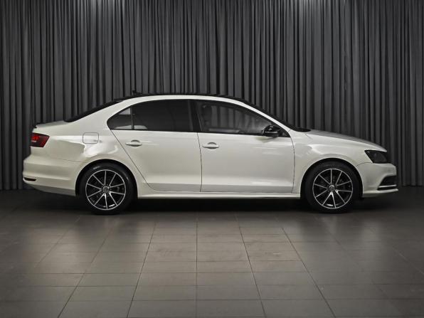 Volkswagen Jetta VI Рестайлинг с пробегом 2018 года, цена 1 370 000 рублей, 163618 км, седан, Автокод Объявления